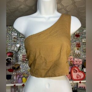 New, cute crop one shoulder top